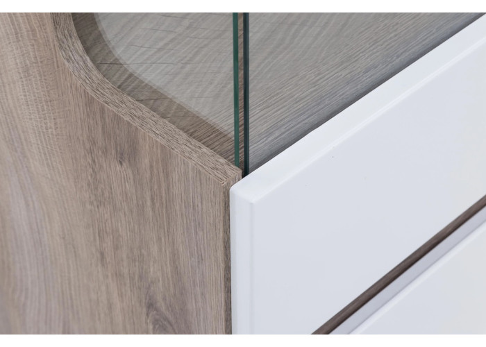 IRMA dub/biely lesk IM07P, vitrína