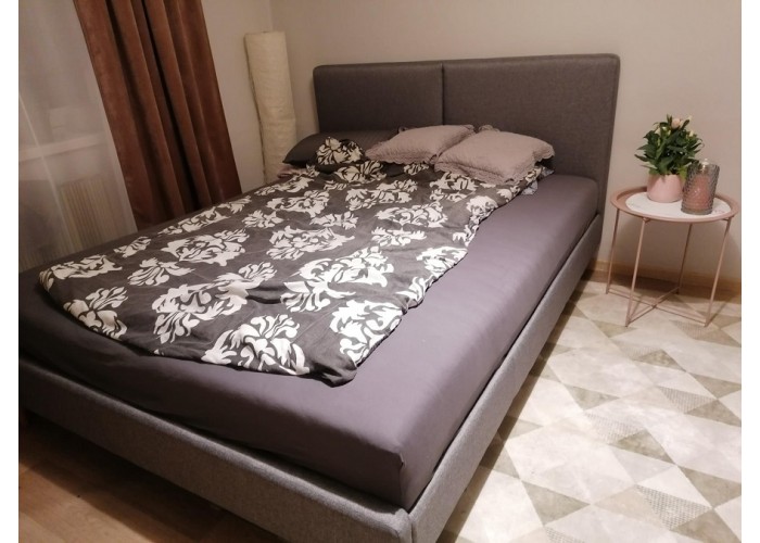 ACOMA sivá, manželská posteľ s roštom, 160x200 cm